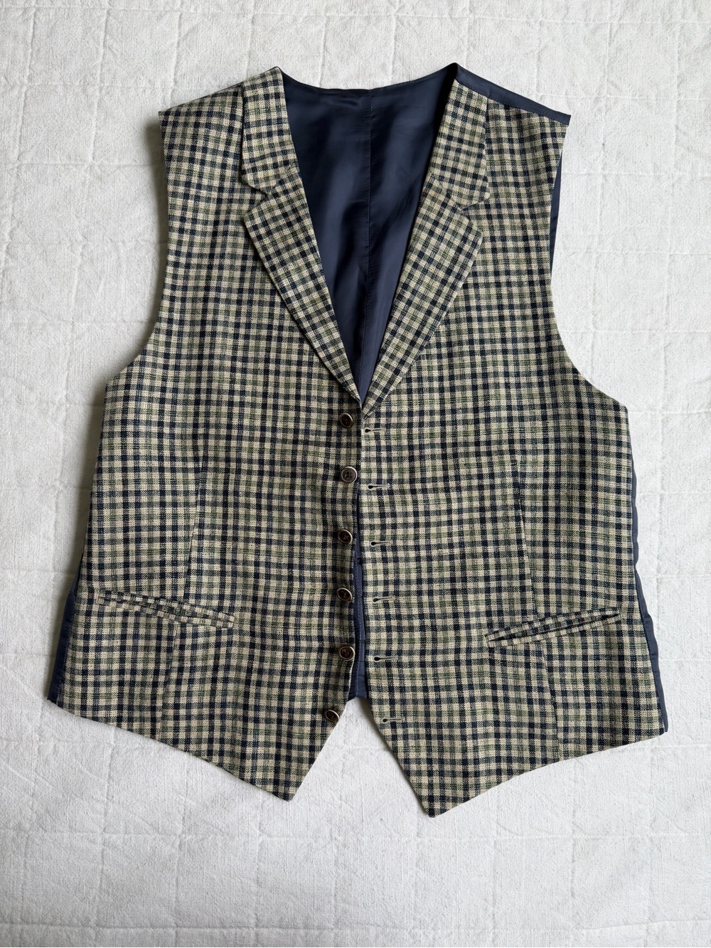Suitsupply Navy and Cream Check Wool Vest